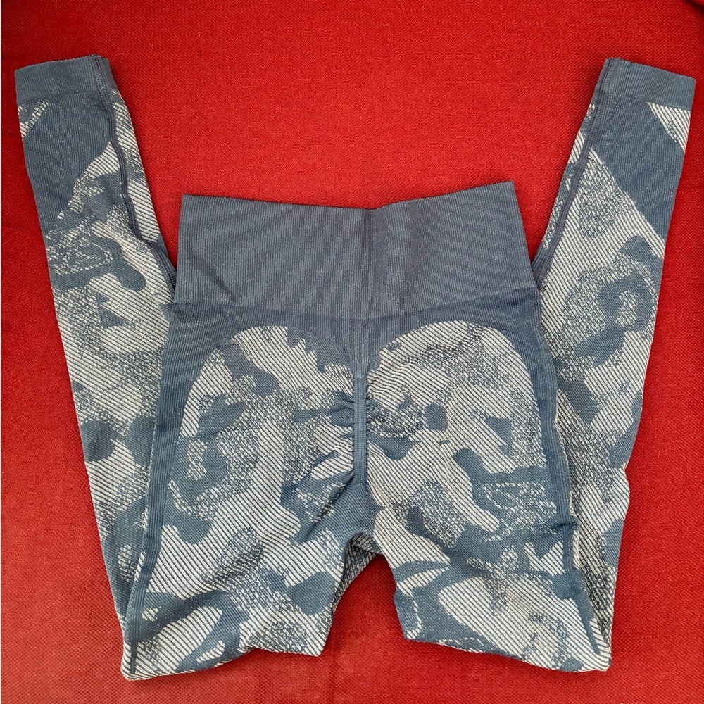 Blue and Gray Patterned Leggings